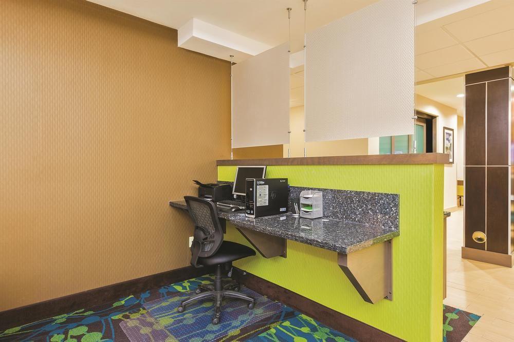 Hotel La Quinta By Wyndham Midland North Exteriér fotografie